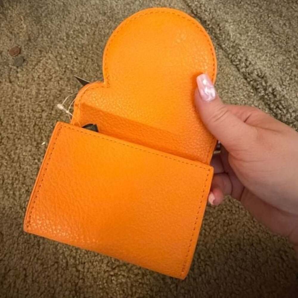 Disney Our Universe Minnie Mouse Citrus Cardholder Orange Fruit Wallet New - Picture 3 of 4